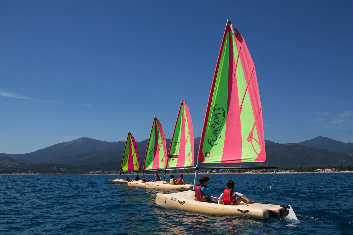 Fun Boat Central Windsurf